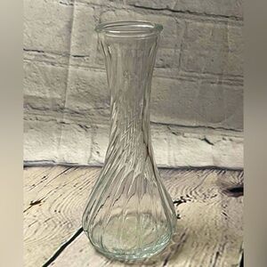 *SOLD on Ebay Vintage Hoosier Clear Glass Twist Swirl Design Bud 6" Vase  #4064